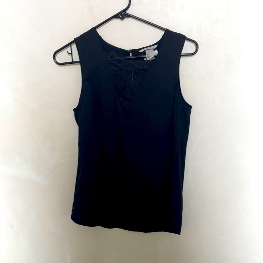 h&M sleeveless blouse with lace detail